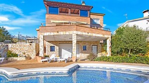 Villa | 4 Schlafzimmer