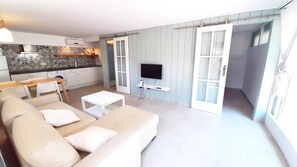 2 bedrooms - Gregal in Llafranc With 2 Bedrooms and 1 Bathrooms (Palafrugell)
