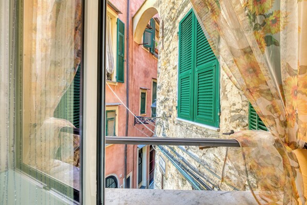 Room - Maison La Vanda in Sanremo (Sanremo)