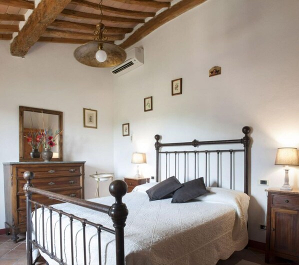 Room - Paterno 407 in San Gimignano (San Gimignano)