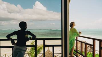 Deluxe Villa, 1 King Bed with Sofa bed, Ocean View | In-room safe, desk, laptop workspace, free WiFi