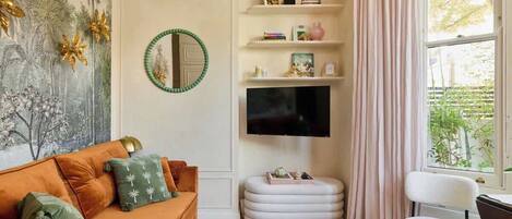 TV connectée, espaces bureaux