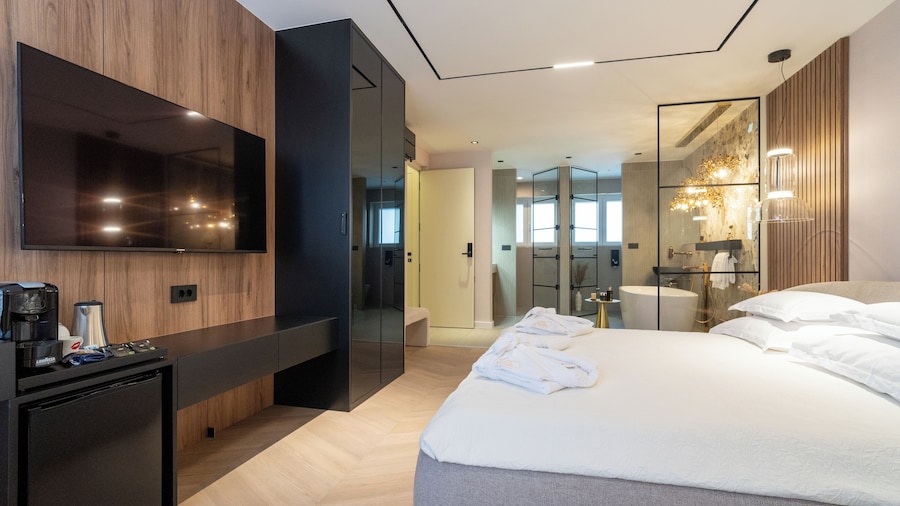 Luxury rooms FOR GIFT