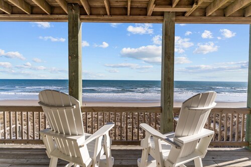 Seasons in Sand #181 - 7 BD/7.5 BA Oceanfront Home in North Topsail Beach