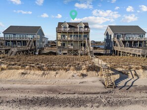Exterior - Seasons in Sand #181 - 7 BD/7.5 BA Oceanfront Home in North Topsail Beach (North Topsail Beach)