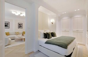 3 soverom, strykejern/-brett, wi-fi (inkludert) og sengetøy