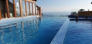 Lejlighed - 1 soveværelse - ryger - balkon | Pool