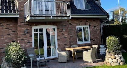 Gemütliche voll ausgestattete Ferienwohnung mit Terrasse und Gartenzugang