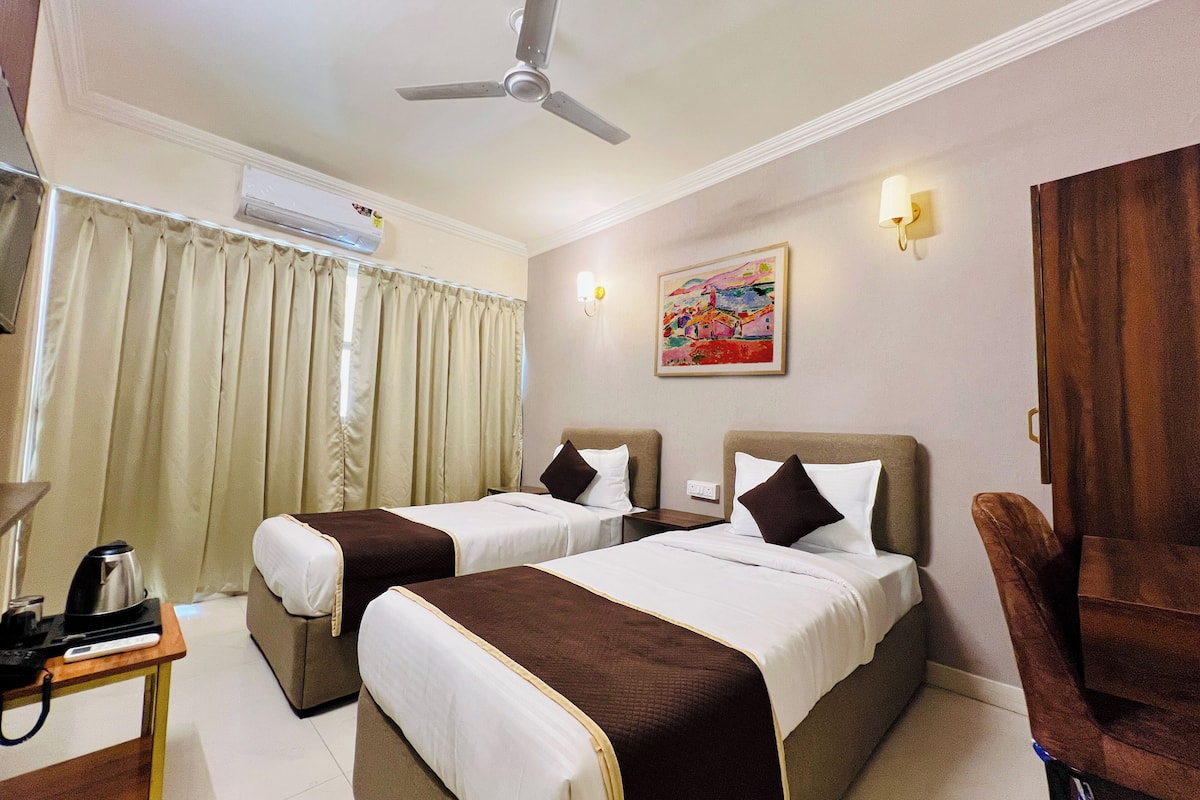 1 bedroom, minibar, desk, free WiFi