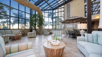 Condo, 1 Bedroom | Living area
