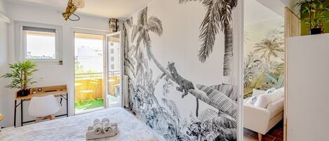 1 bedroom, desk, iron/ironing board, WiFi