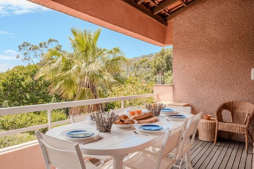 Duplex with terrace and parking close to the beach