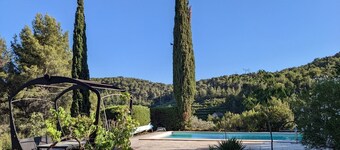 Maison provençale entre mer et vignes