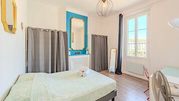 1 chambre, bureau, fer et planche Ă repasser, Wi-Fi