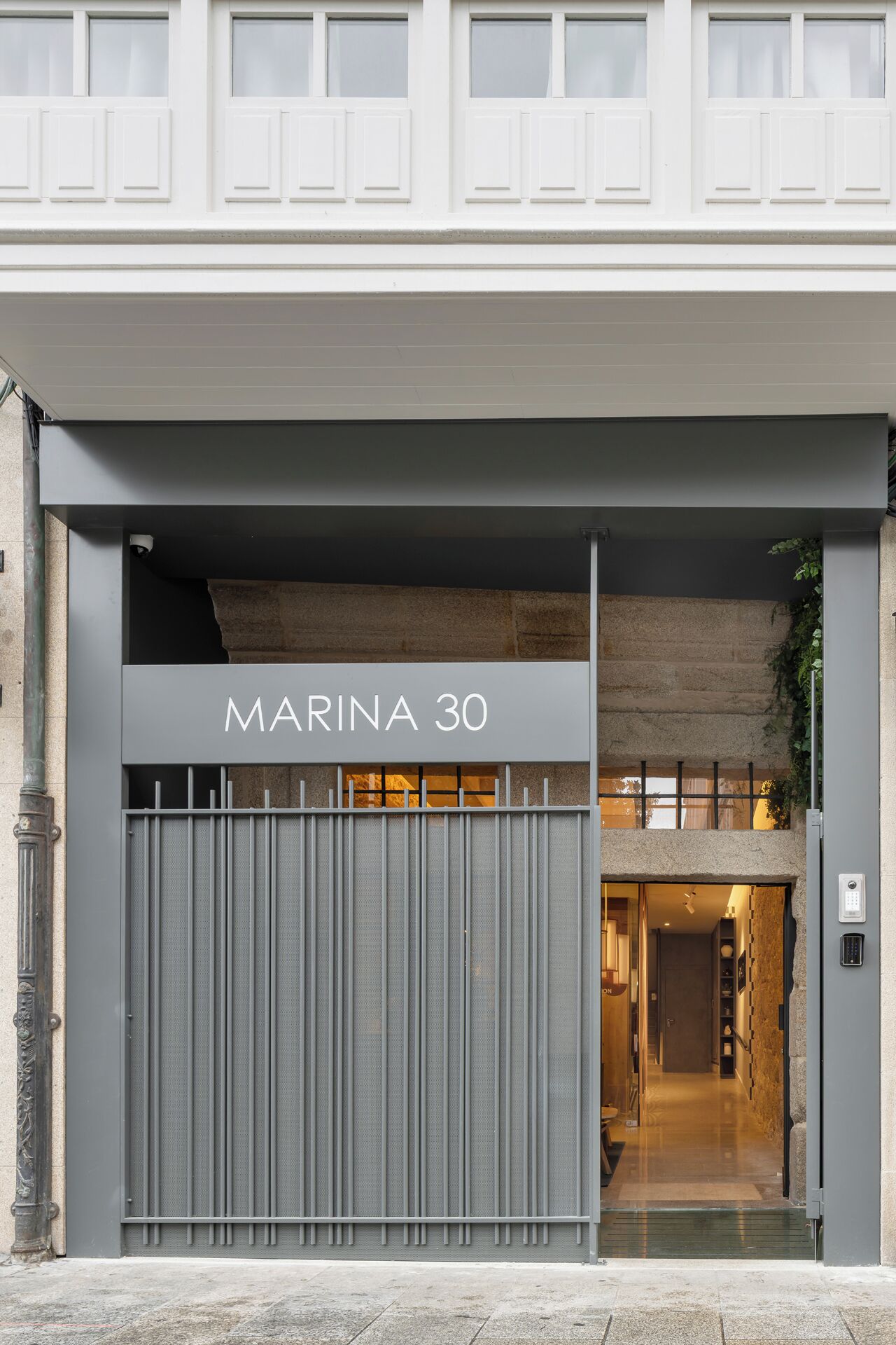 Mặt tiền nơi lưu trú