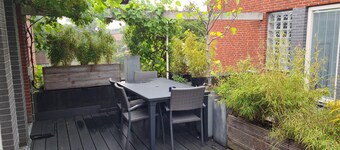 Clean bed & breakfast with roofterrace in Amsterdam!