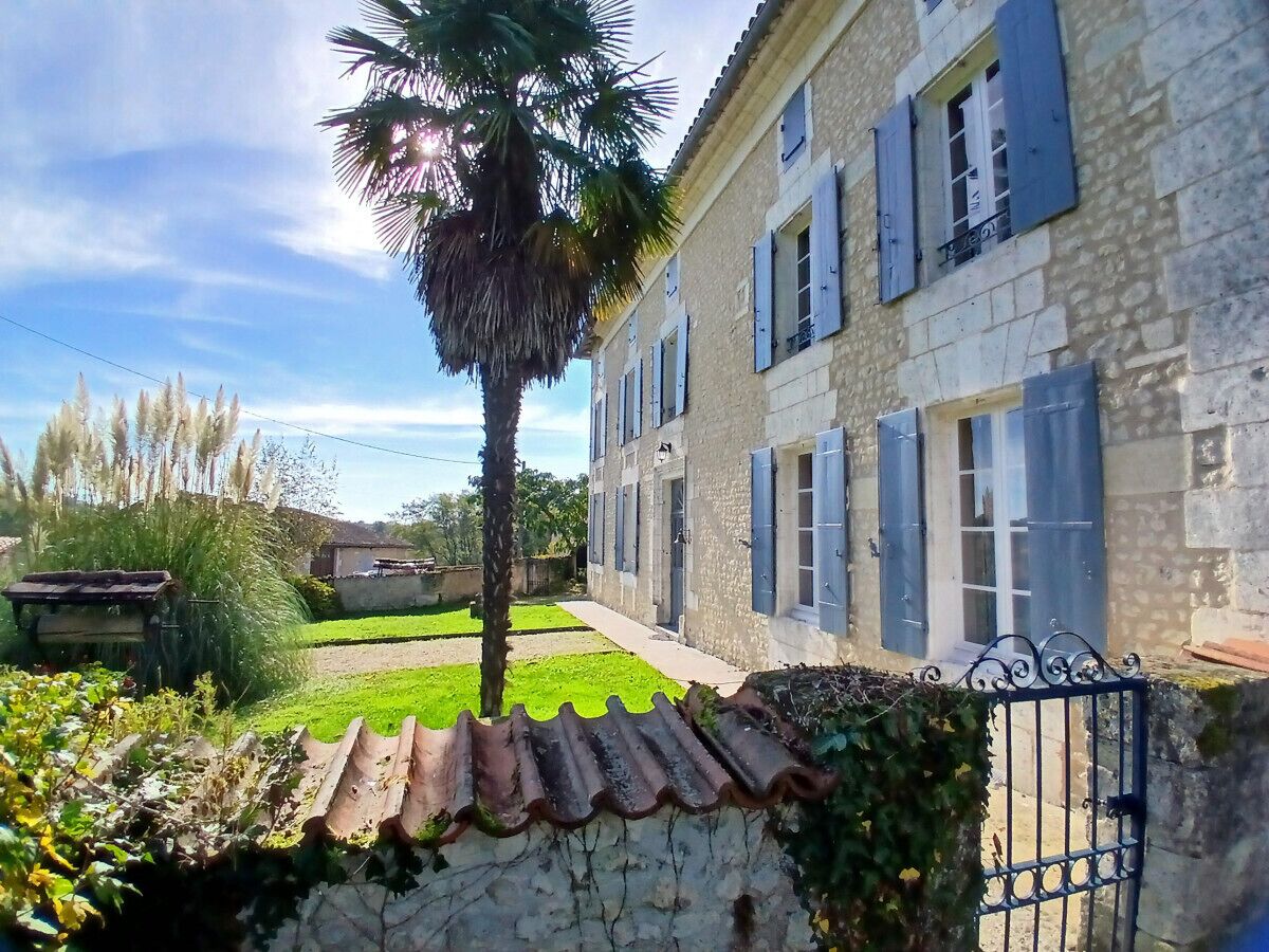 The Manor House