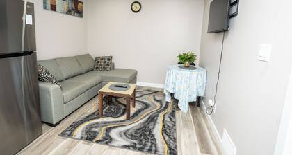 Cozy Basement Suite in Regina