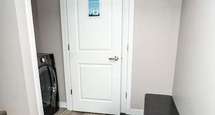 Cozy Basement Suite in Regina