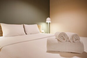 1 chambre, décoration personnalisée, ameublement personnalisé
