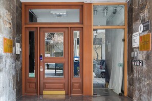 Entrée de l’hébergement