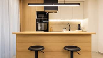 公寓, 2 間臥室, 廚房 | 私人廚房 | 雪櫃、微波爐、焗爐、爐具