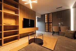 Apartment, 1 Bedroom, Balcony | Living area