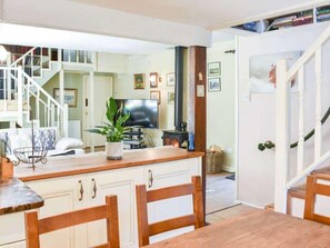 House | Interior - Red Squirrel Haven 2BR House - Sleeps 4 - Parking (Hawes)