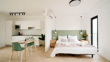 1 camera, una scrivania, ferro/asse da stiro, Wi-Fi