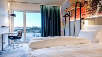 Room (THE ONE with a view) | Front of property