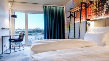 Room (THE ONE with a view) | Desk, free WiFi, bed sheets