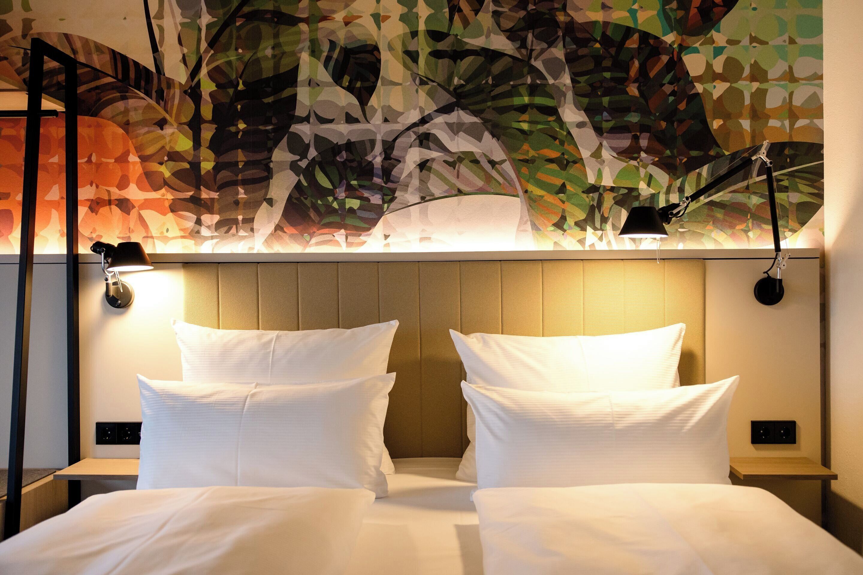 Room (THE ONE with a view) | Desk, free WiFi, bed sheets