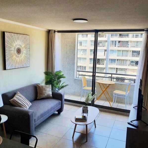 Living area - Comfortable and fully equipped apartment (Santiago)