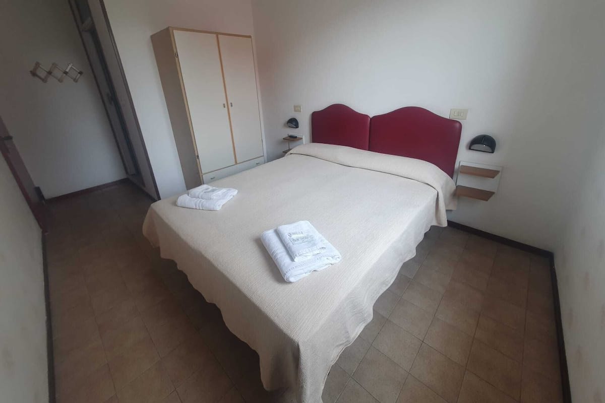 Economy Double Room, 1 Double Bed