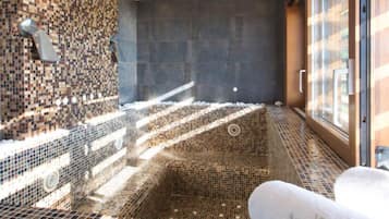 Casa | 5 quartos, escrivaninha, quartos à prova de som