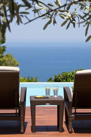5 bedrooms, desk, soundproofing, Internet - Villa Terra Creta Luxury Retreat and Spa (Chania)