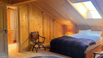 2 chambres, fer et planche Ă  repasser, Wi-Fi, draps fournis