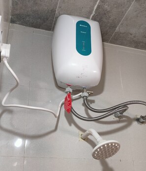 手持ち式のシャワーヘッド