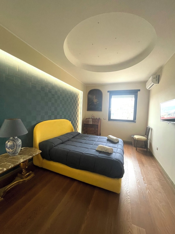 Habitación Deluxe doble, vistas al mar | Sistema de insonorización y wifi gratis