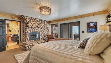 5 soverom, skrivebord, wi-fi (inkludert) og sengetøy