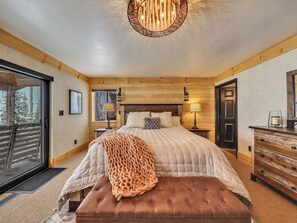 5 bedrooms, desk, free WiFi, bed sheets