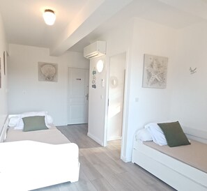 4 slaapkamers, een strijkplank/strijkijzer, gratis wifi