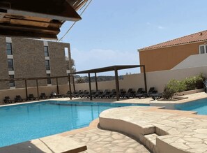 Imagen sin descripción, 4 de 24, botón