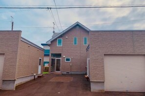 Unclassified image, 3 of 28, button - Ecco’s House (Shiraoi)