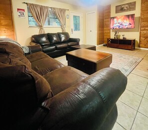 Smart TV, DVD player