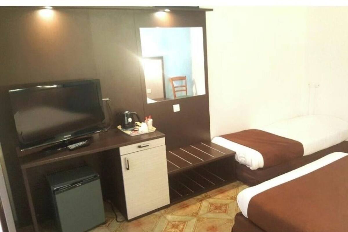 ห้องคลาสสิกทริปเปิล, ระเบียง, วิวทะเล | ตู้นิรภัยในห้องพัก, Wi-Fi ฟรี