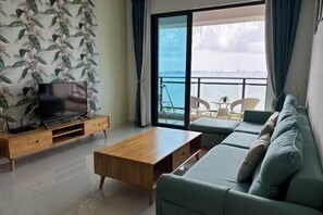 Room - Seaview 2B2R 6pax Condo Forest City C5-2404 (Gelang Patah)