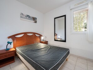 2 bedrooms
