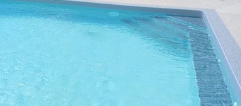 ZEcamping 3* animé piscine chauffée chiens acceptés locatif BBQ 35m2