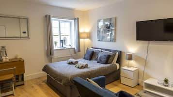 1 bedroom, iron/ironing board, WiFi, bed sheets